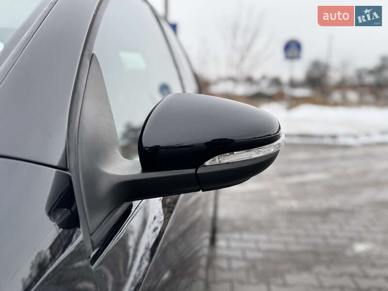 Хэтчбек Volkswagen Golf 2009 в Владимире