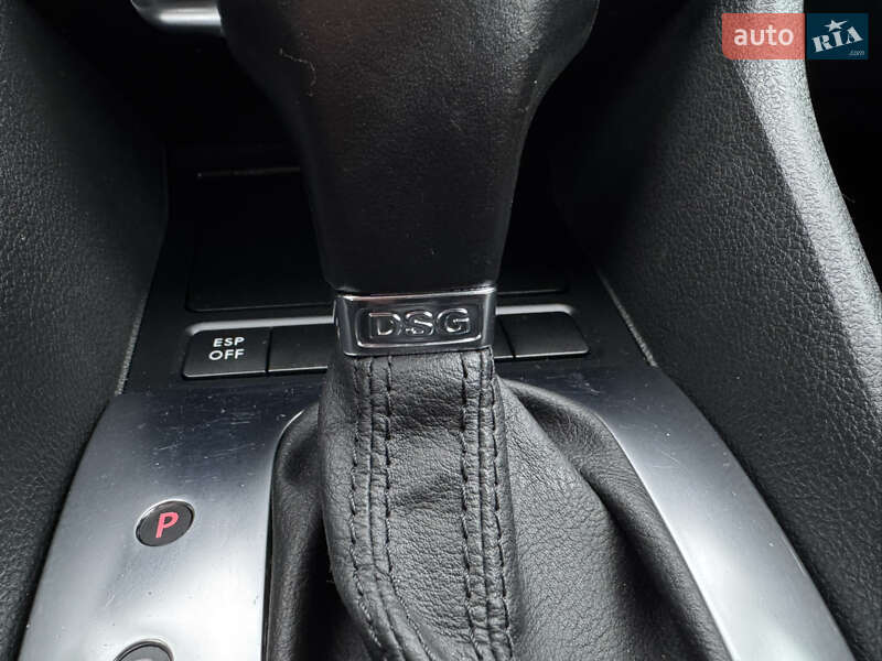 Хэтчбек Volkswagen Golf 2009 в Владимире