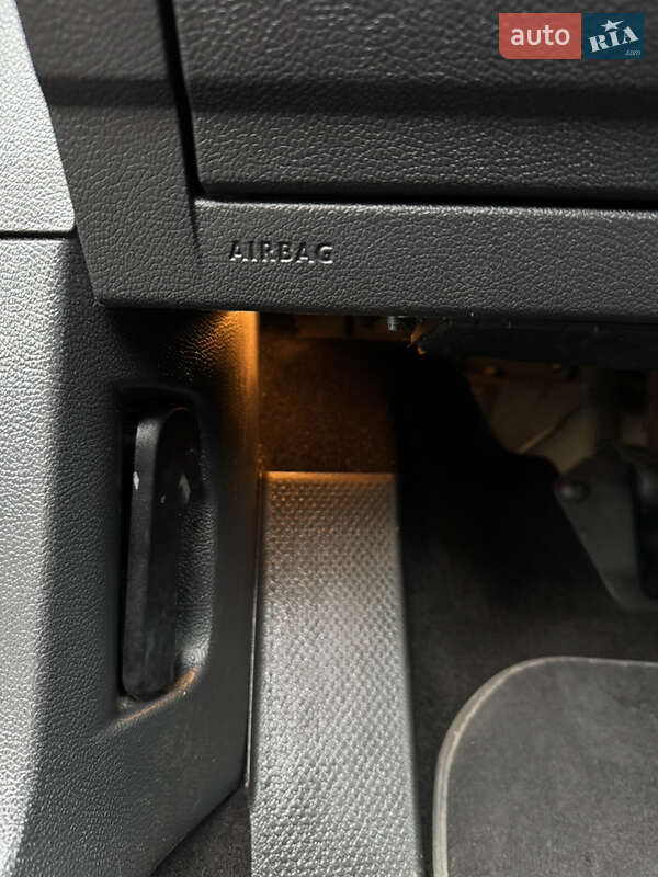 Хэтчбек Volkswagen Golf 2009 в Владимире