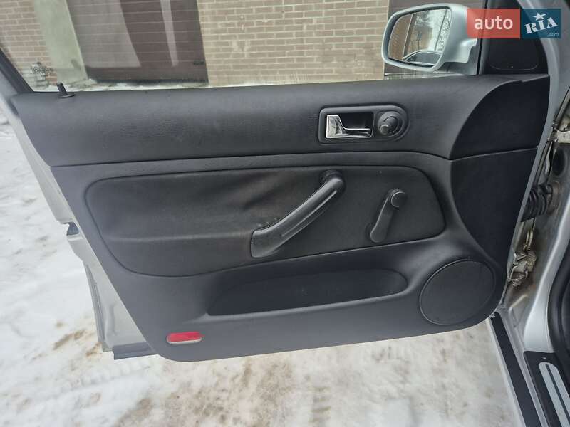 Хэтчбек Volkswagen Golf 2002 в Бердичеве фото 13 Хэтчбек Volkswagen Golf 2002 в Бердичеве