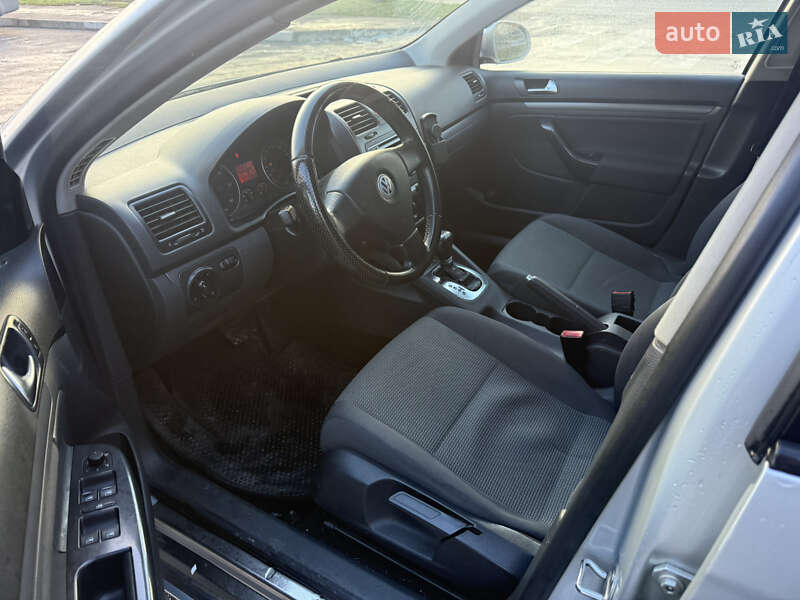 Универсал Volkswagen Golf 2008 в Запорожье