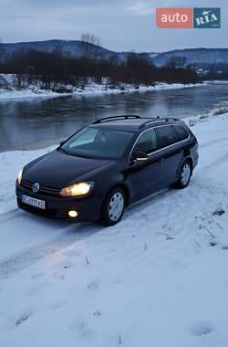 Універсал Volkswagen Golf 2010 в Старому Самборі