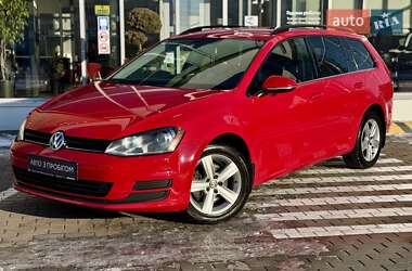 Универсал Volkswagen Golf 2015 в Чернигове