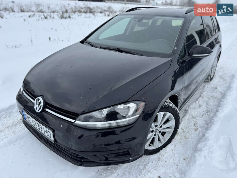 Универсал Volkswagen Golf 2019 в Львове