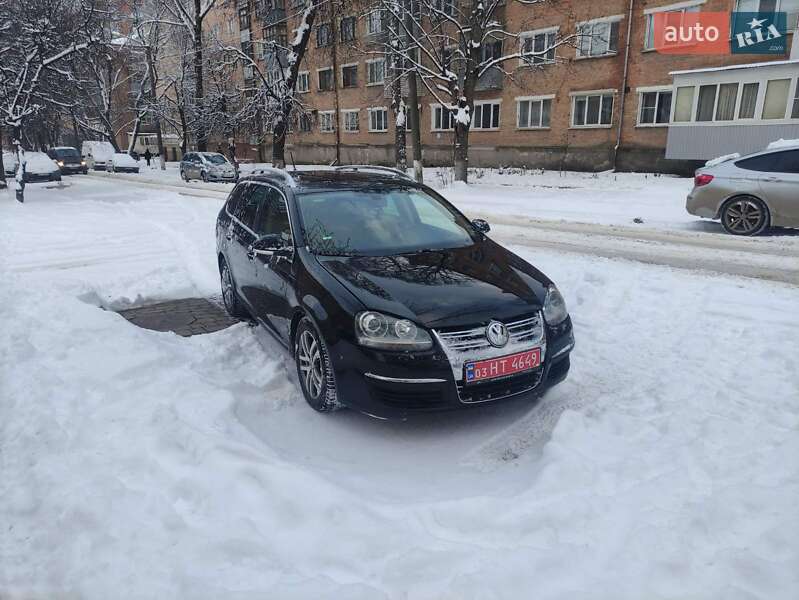 Универсал Volkswagen Golf 2009 в Каменец-Подольском