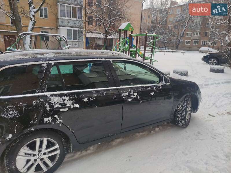 Универсал Volkswagen Golf 2009 в Каменец-Подольском