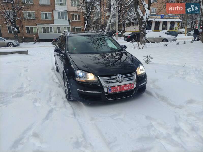 Универсал Volkswagen Golf 2009 в Каменец-Подольском