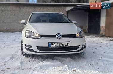 Хетчбек Volkswagen Golf 2015 в Львові