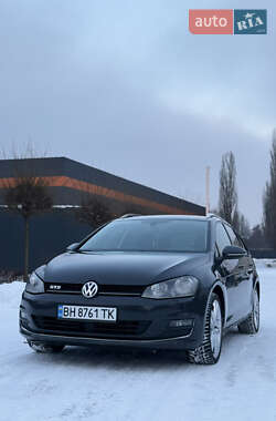 Універсал Volkswagen Golf 2015 в Києві