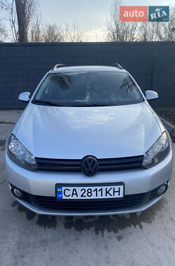 Універсал Volkswagen Golf 2010 в Черкасах