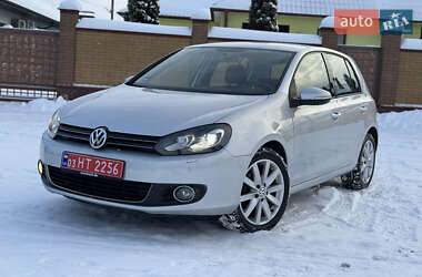 Хетчбек Volkswagen Golf 2010 в Ковелі
