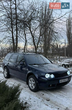 Універсал Volkswagen Golf 2000 в Вінниці