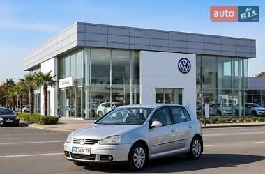 Хэтчбек Volkswagen Golf 2008 в Днепре