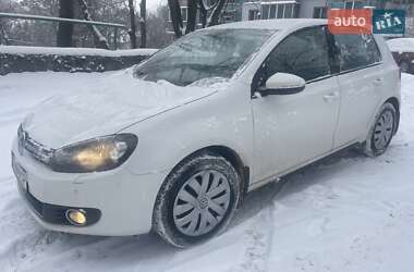 Хетчбек Volkswagen Golf 2011 в Дніпрі