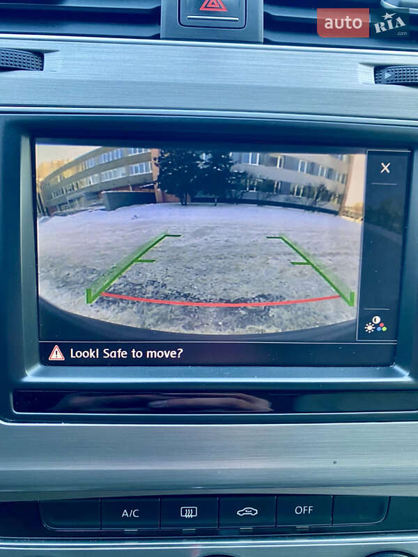 Универсал Volkswagen Golf 2015 в Киеве