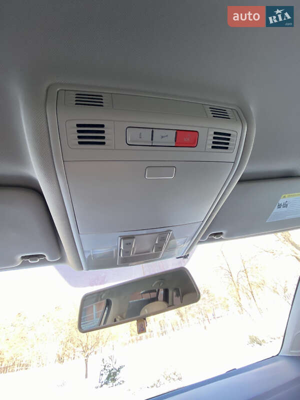 Универсал Volkswagen Golf 2015 в Киеве