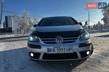 Універсал Volkswagen Golf 2007 в Києві