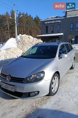 Універсал Volkswagen Golf 2011 в Буську