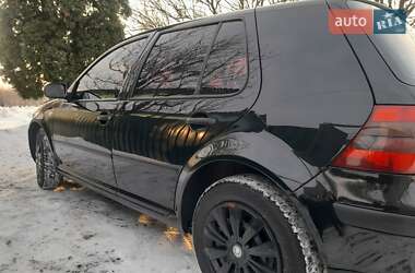 Хетчбек Volkswagen Golf 1999 в Ічні