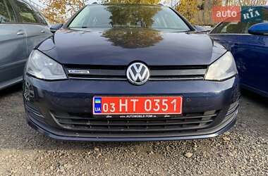 Универсал Volkswagen Golf 2015 в Дубно