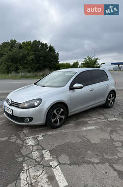 Хэтчбек Volkswagen Golf 2012 в Пирятине
