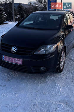 Хэтчбек Volkswagen Golf 2007 в Томаковке