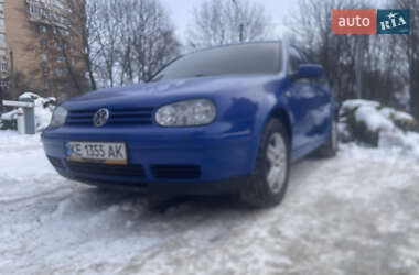 Хетчбек Volkswagen Golf 1998 в Дніпрі