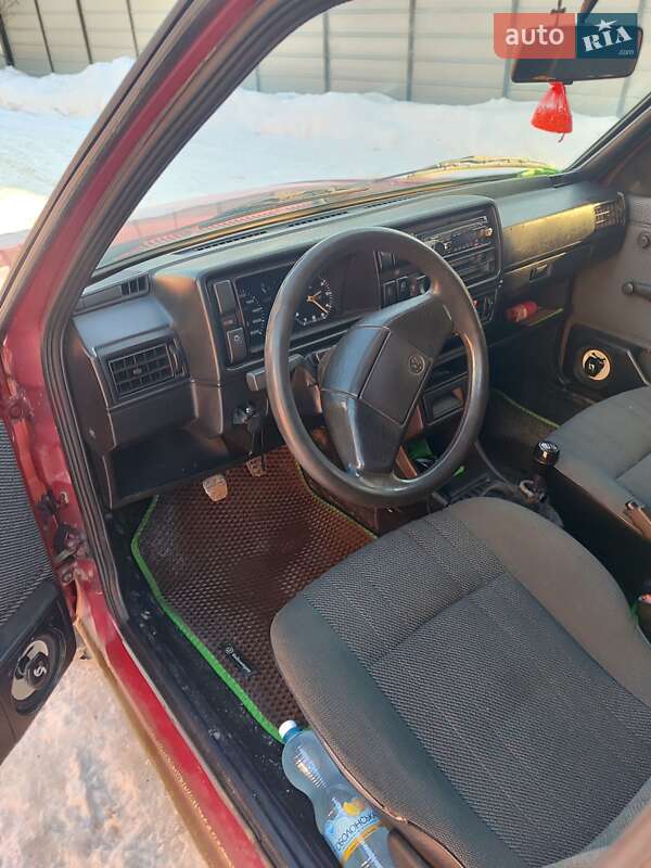 Хэтчбек Volkswagen Golf 1991 в Бердичеве