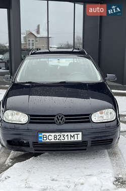 Універсал Volkswagen Golf 2001 в Шептицькому