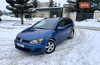 Универсал Volkswagen Golf 2015 в Львове