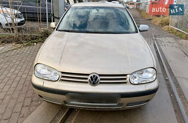 Хэтчбек Volkswagen Golf 2002 в Тернополе