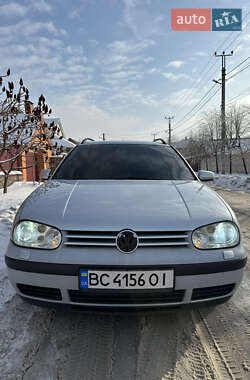 Универсал Volkswagen Golf 2000 в Киеве