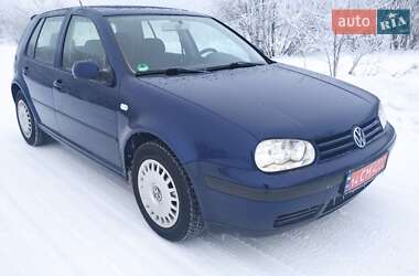 Хетчбек Volkswagen Golf 2000 в Івано-Франківську
