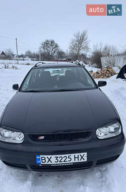 Универсал Volkswagen Golf 2001 в Изяславе