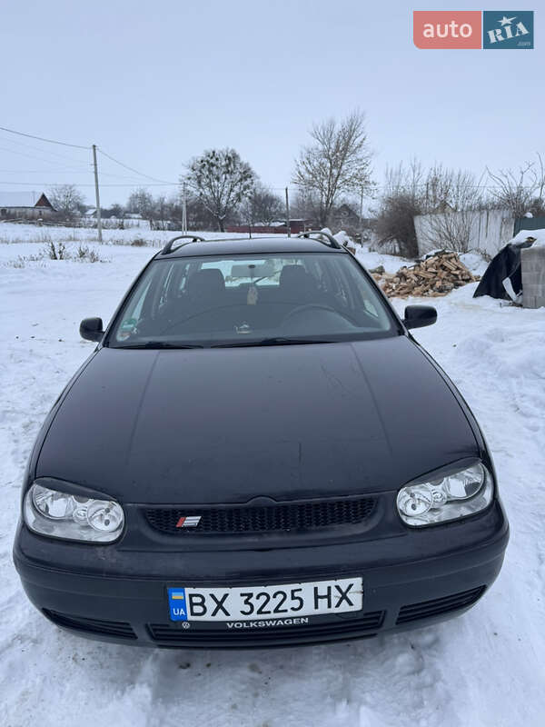 Volkswagen Golf 2001