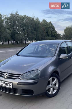 Хэтчбек Volkswagen Golf 2004 в Белой Церкви