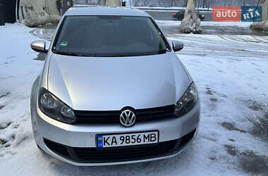 Хэтчбек Volkswagen Golf 2009 в Киеве