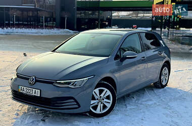 Хэтчбек Volkswagen Golf 2021 в Киеве