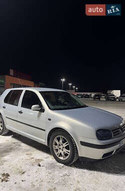 Хэтчбек Volkswagen Golf 1998 в Полтаве