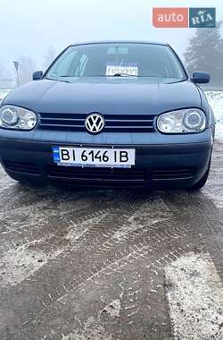 Хэтчбек Volkswagen Golf 2001 в Полтаве