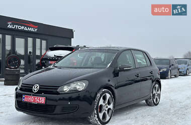 Хэтчбек Volkswagen Golf 2009 в Староконстантинове
