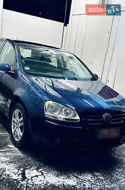 Хетчбек Volkswagen Golf 2007 в Луцьку
