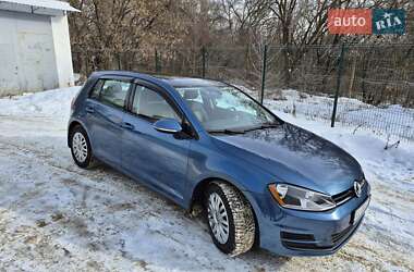 Хэтчбек Volkswagen Golf 2017 в Харькове