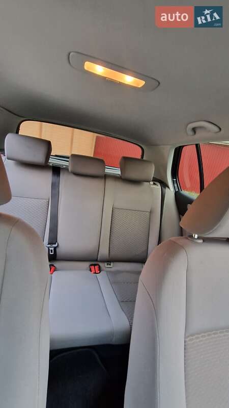 Хэтчбек Volkswagen Golf 2012 в Мукачево