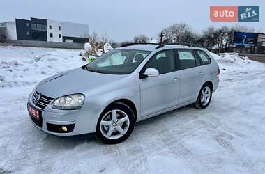 Универсал Volkswagen Golf 2009 в Житомире