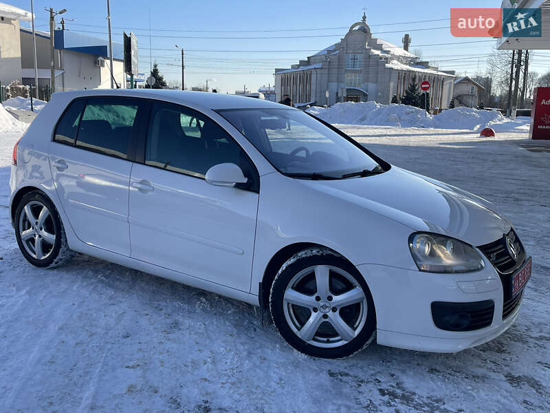Хэтчбек Volkswagen Golf 2009 в Житомире