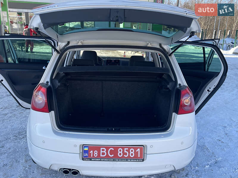 Хэтчбек Volkswagen Golf 2009 в Житомире