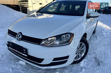Універсал Volkswagen Golf 2016 в Львові