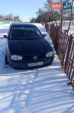 Хэтчбек Volkswagen Golf 2001 в Черкассах
