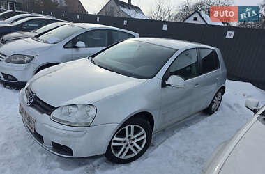 Хэтчбек Volkswagen Golf 2007 в Луцке